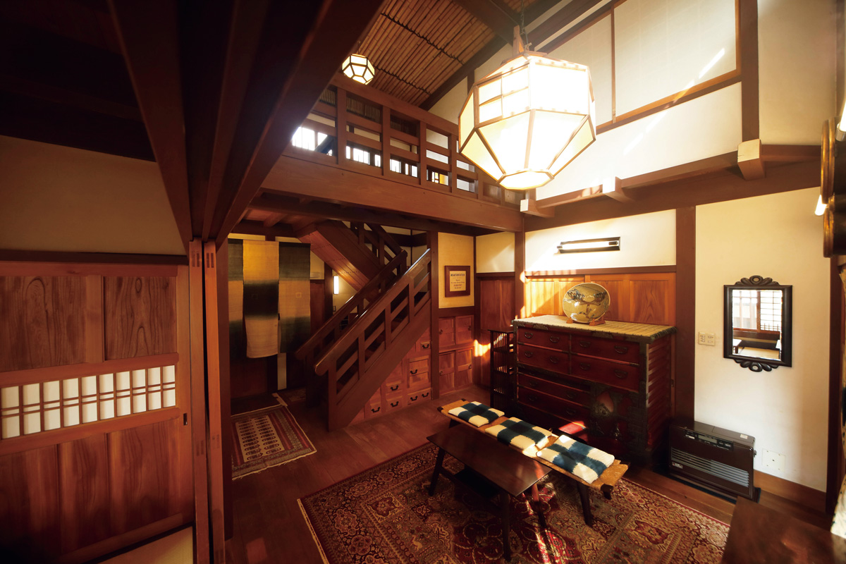 京都市京セラ美術館/特別展「民藝誕生100年-京都が紡いだ日常の美」(9.13〜12.7)