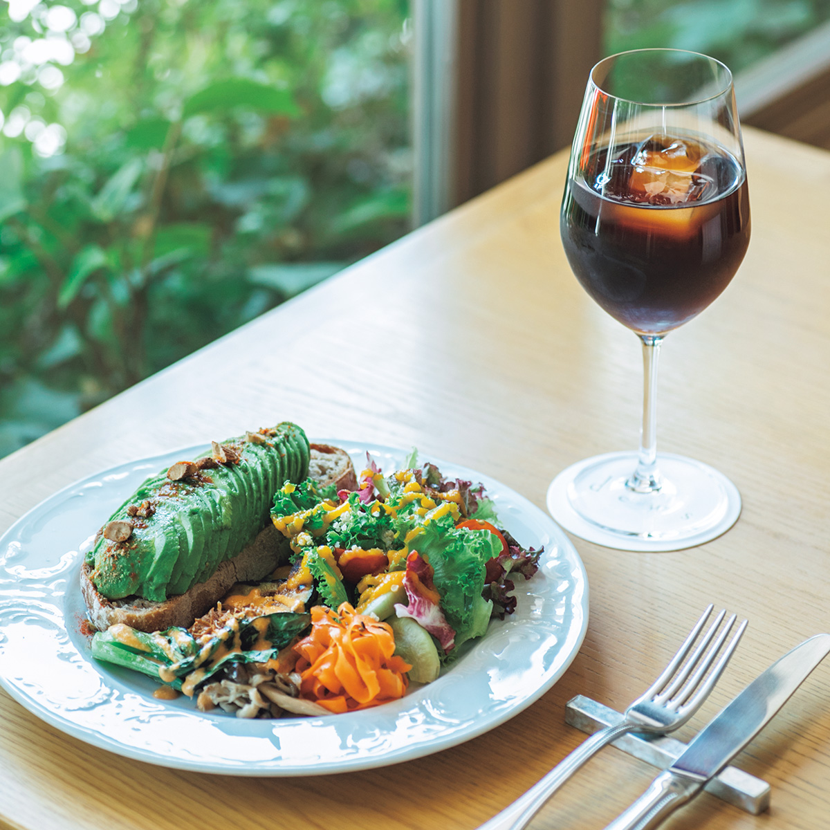 京都の朝ごはん〈dews cafe kyoto〉の「ブッダプレート」