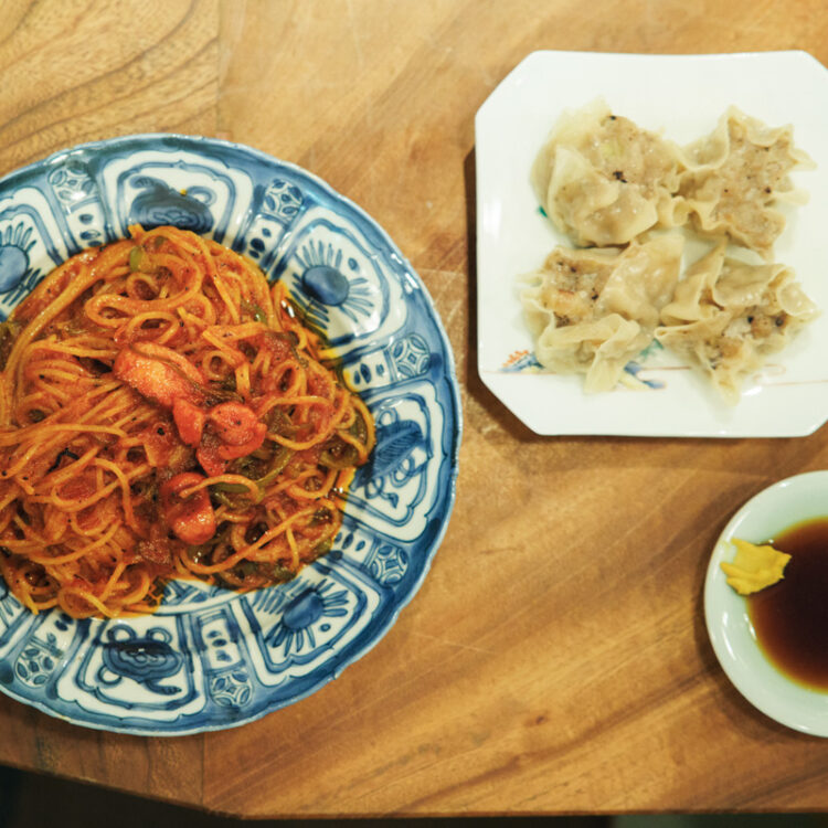 いかしゅうまい1,100円、おれのナポリタン1,100円。