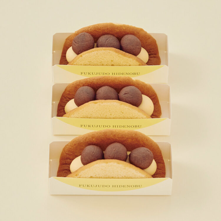 阪神梅田の〈菓匠館 福壽堂秀信〉のあんクリームオムレット