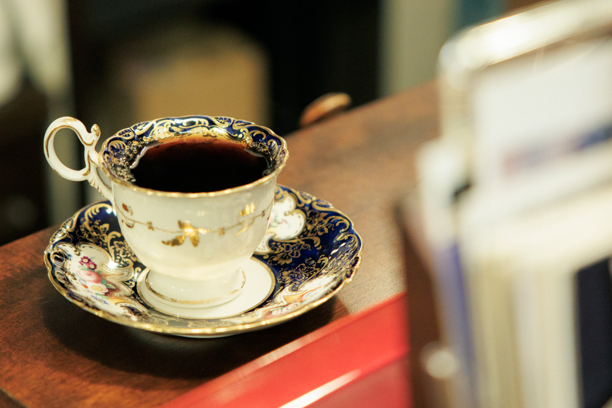 京都の〈アスタルテ書茶房〉