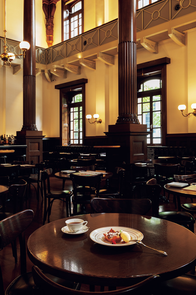 三菱一号館美術館　銀ブラスポット