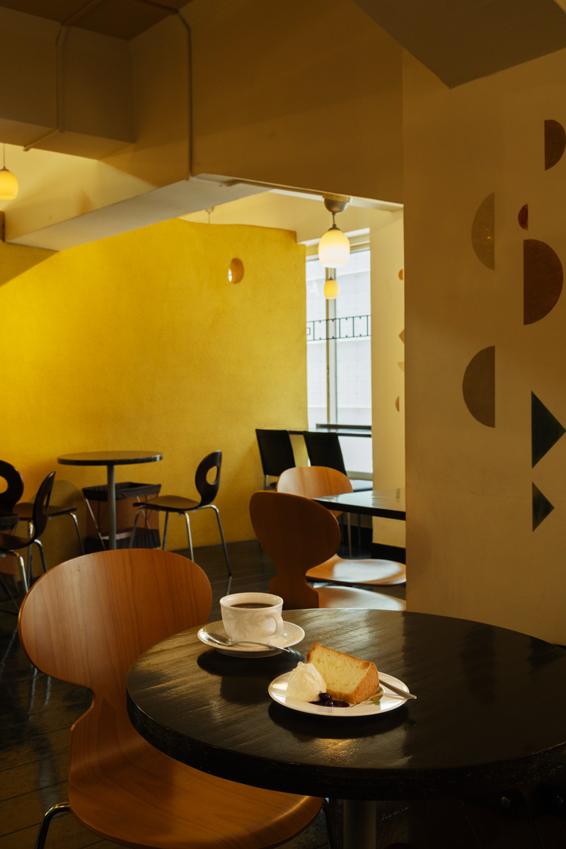 銀ブラスポット　教文館