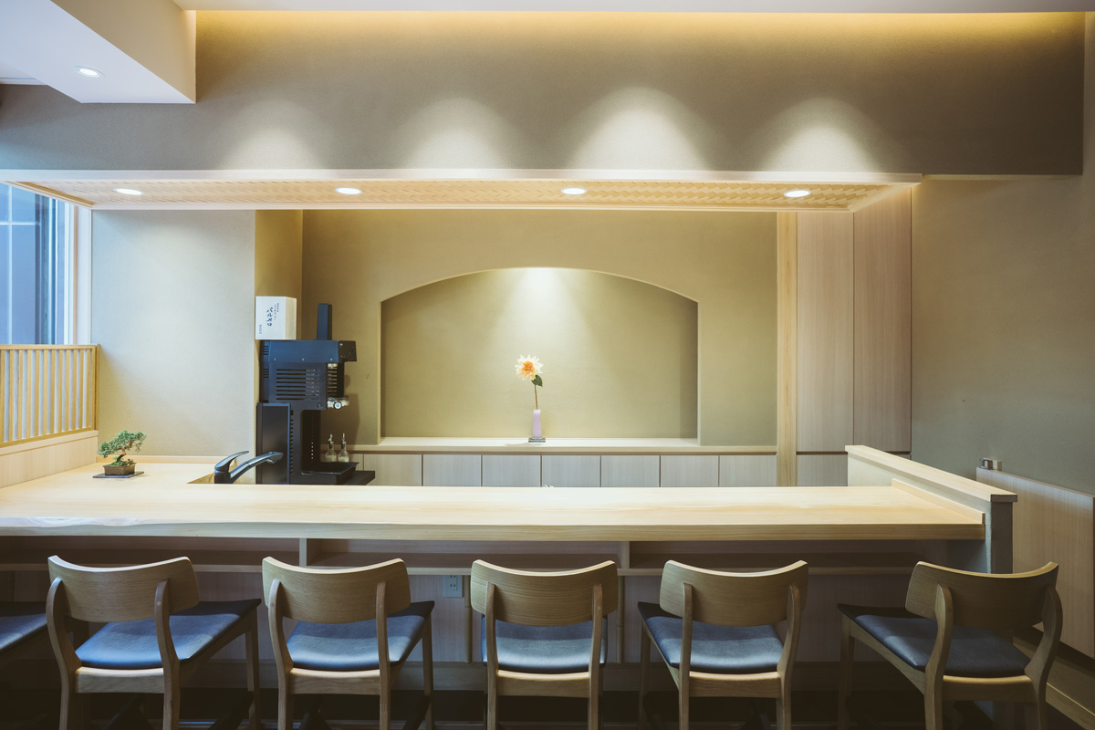 銀ぶらスポット　〈HIIRAGI GINZA〉の店内