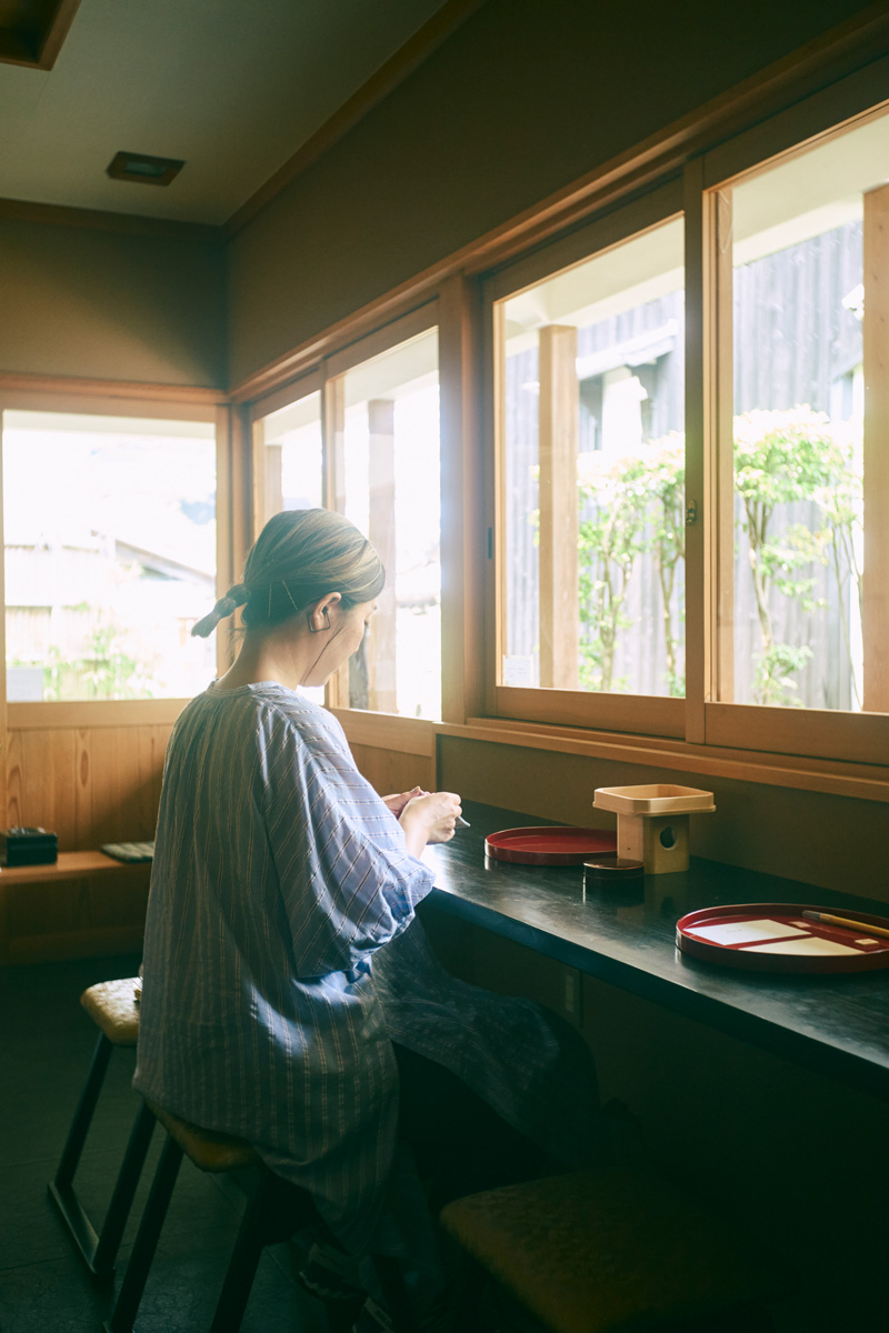 建仁寺の中にある両足院でのお守り作り