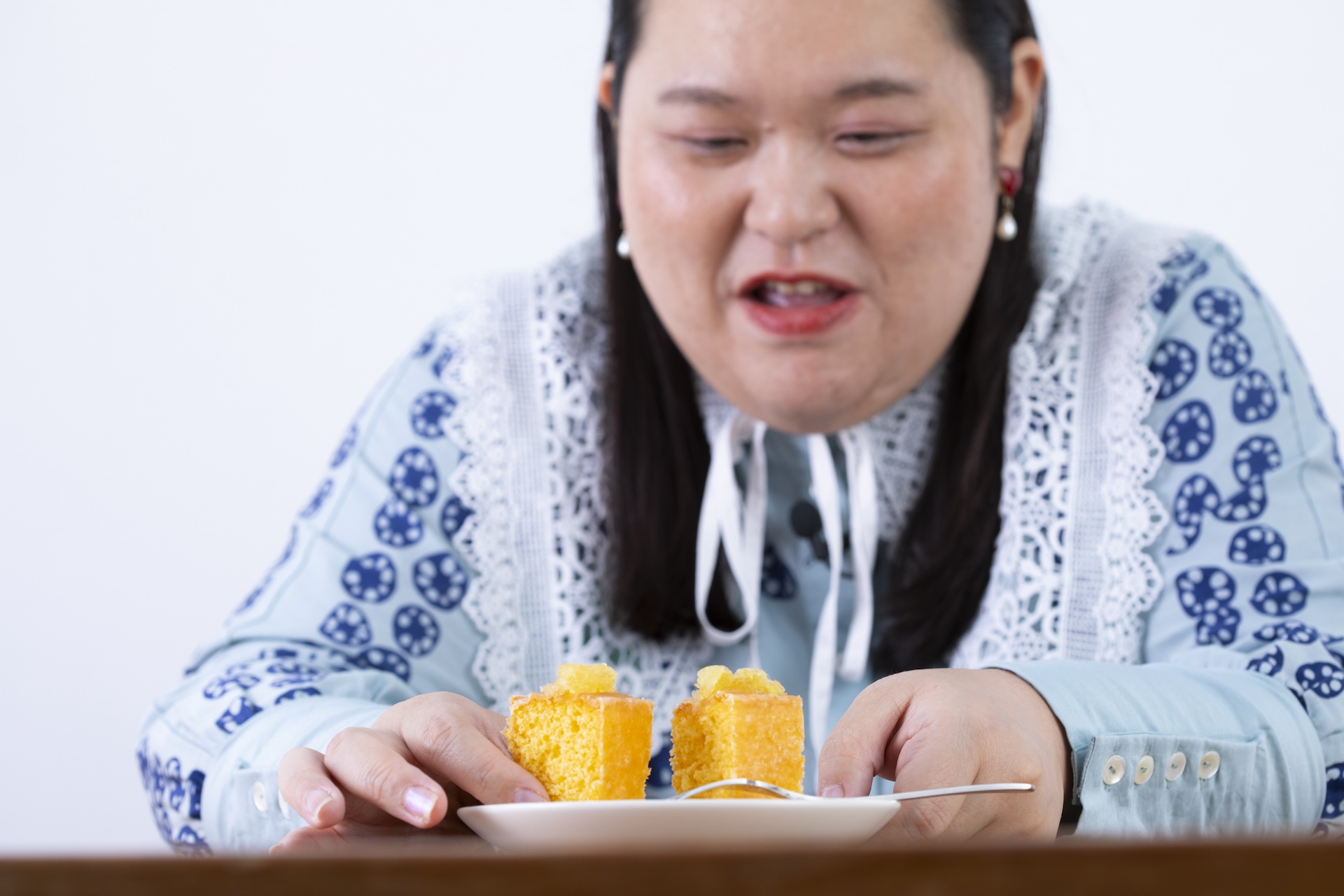 ぼる塾田辺さんオススメのスイーツ。〈パティスリー オーフィルドゥジュール〉の「ケークシトロン」