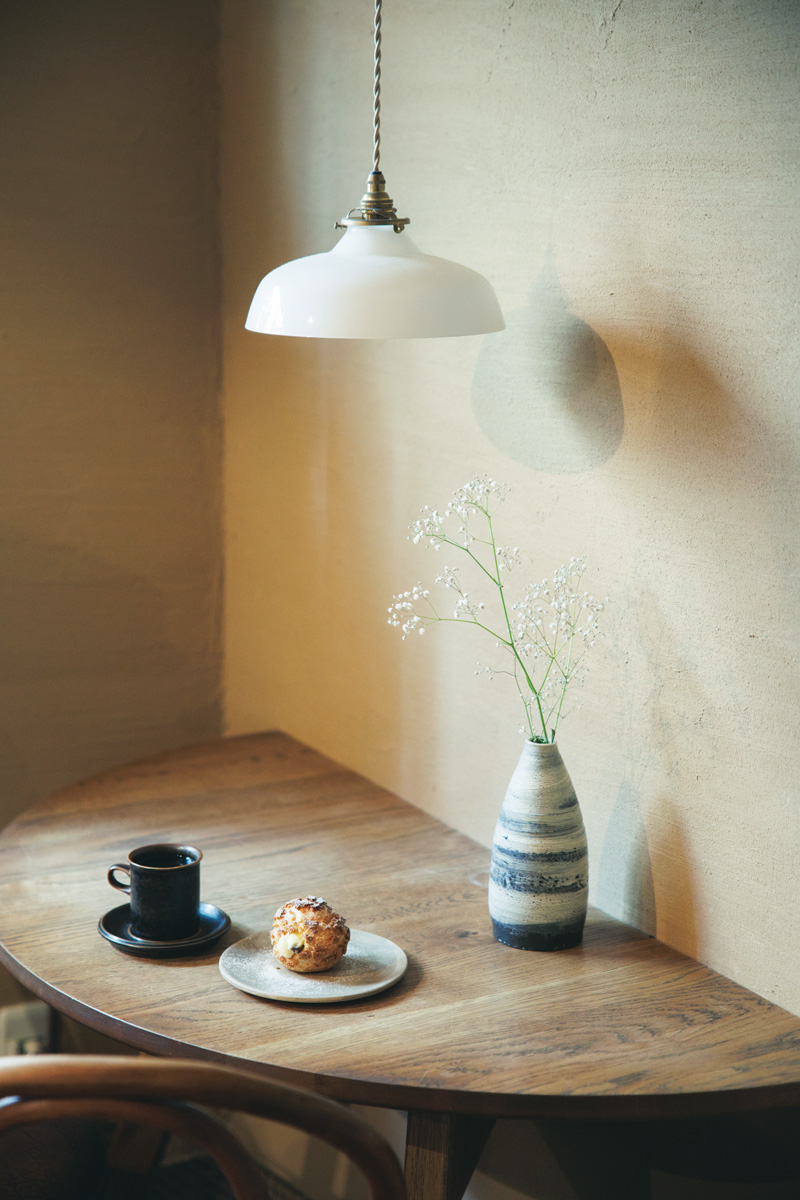 京都・神宮丸太町の〈LOB Coffee House〉