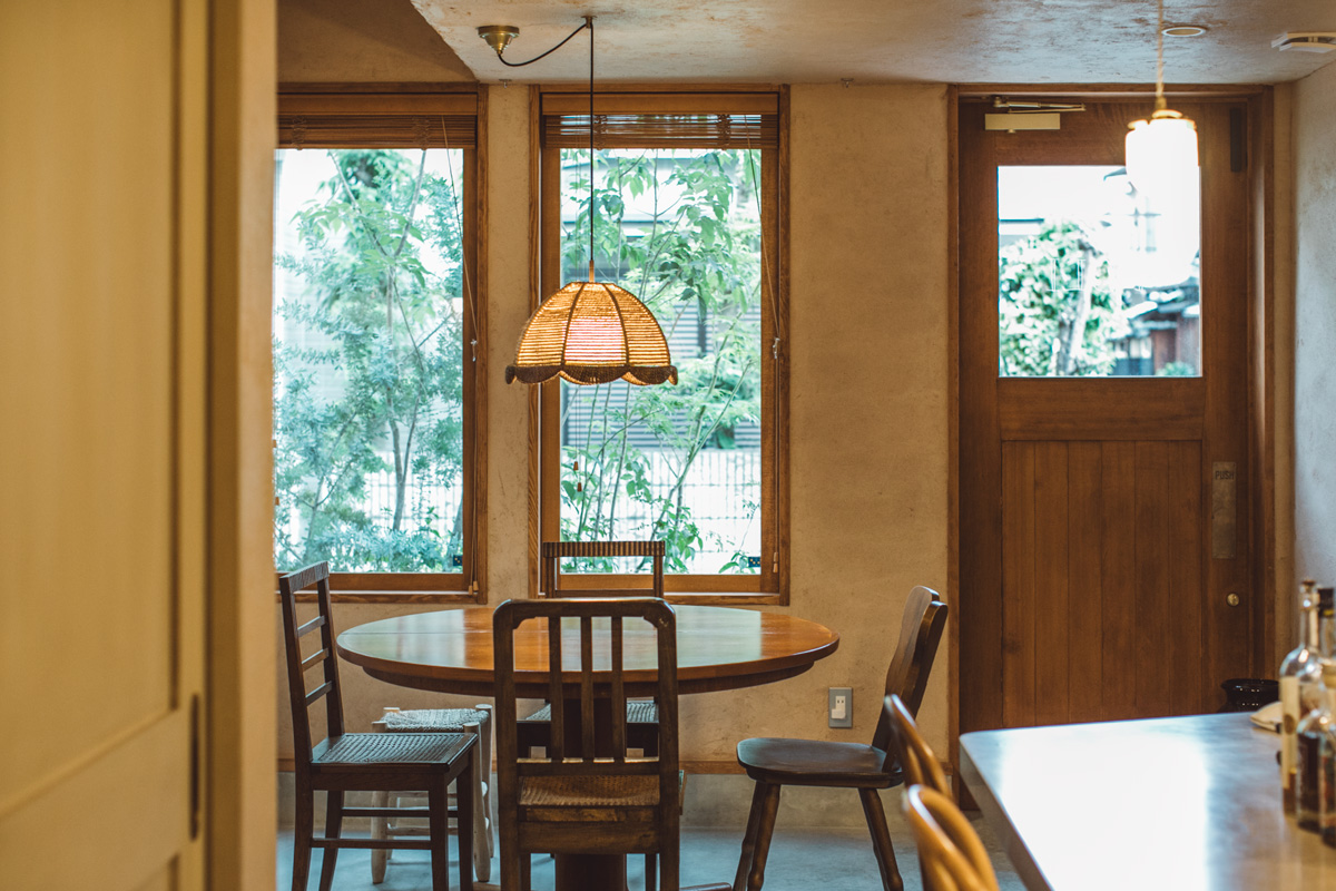 9:00オープン　昼飲みはもちろん、朝飲みも！大原産野菜も自慢のイタリアン。〈POLI〉