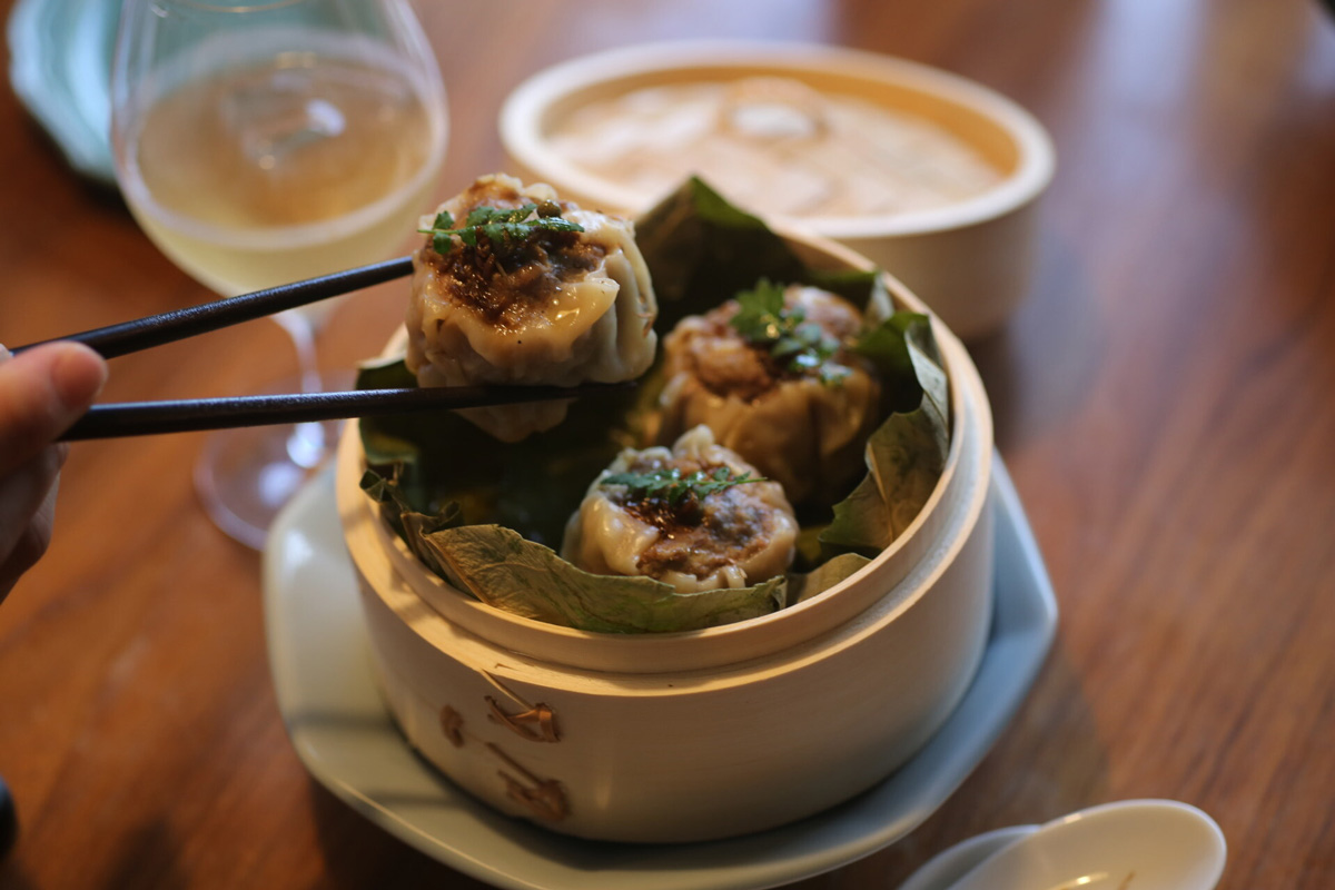 日本橋兜町のおすすめスポット　台湾料理店。〈勺勺〉