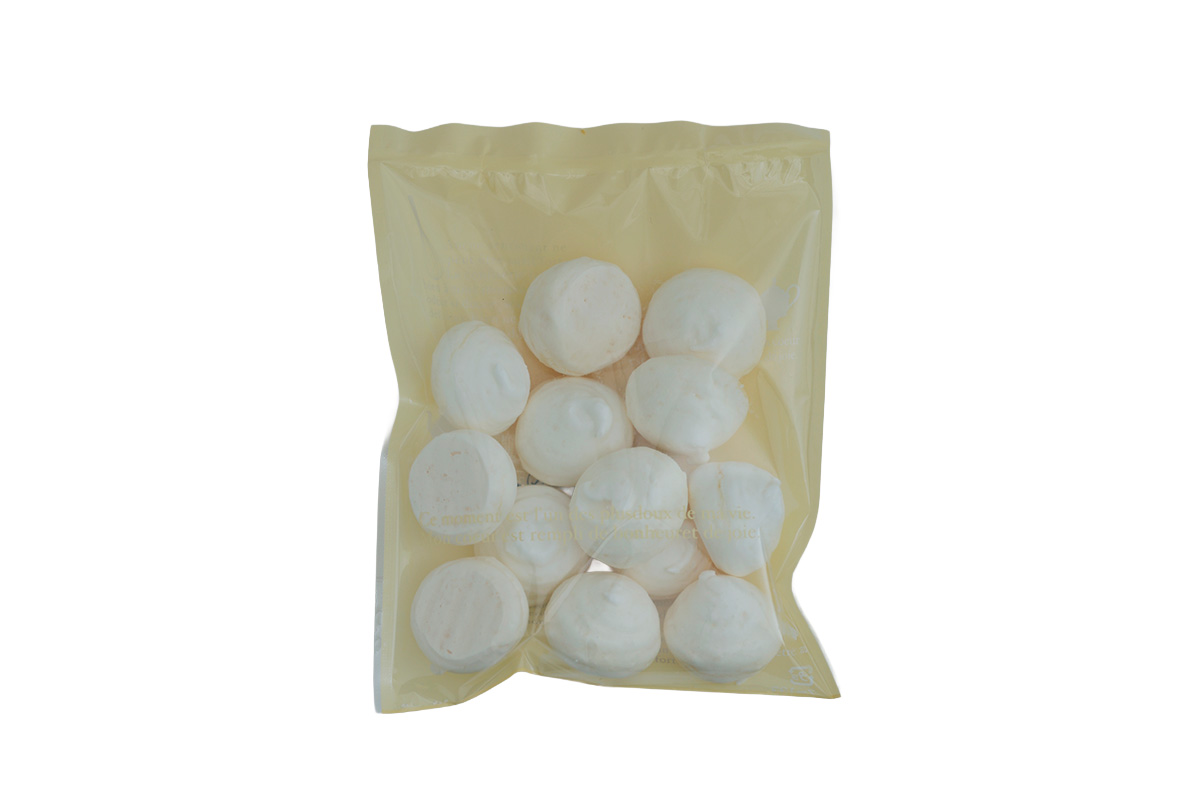 京都の愛されスーパー〈FRIEND FOOD〉のおすすめ　ココナッツのメレンゲ（フレンドフーズ）