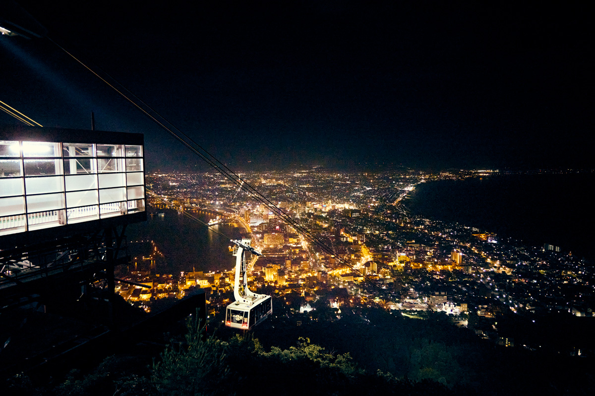 世界三大夜景を誇る函館でローカルグルメと自然を満喫する1泊2日の旅