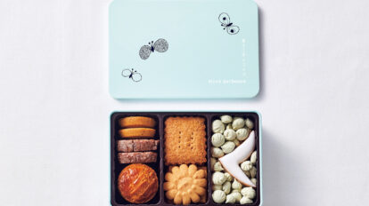 〈minä perhonen〉と〈菓子工房ルスルス〉との数量限定の豪華コラボクッキー缶