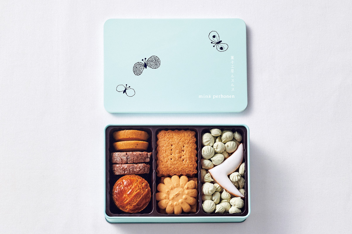 〈minä perhonen〉と〈菓子工房ルスルス〉との数量限定の豪華コラボクッキー缶