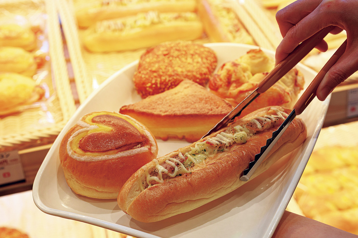 〈スワン銀座店 ベーカリー〉