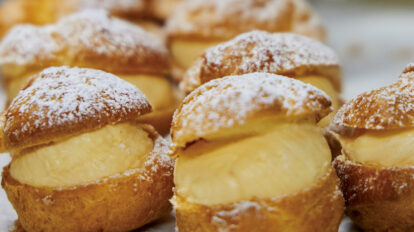 【東京】一度は食べたい名店のシュークリーム｜スワンシュー、星付きレストラン監修、佐久間宣行絶賛店など13選