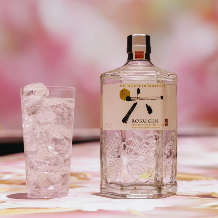 リリース以来、海外でも高い評価を得ている「ROKU〈六〉」。工房内のショップでも販売予定。