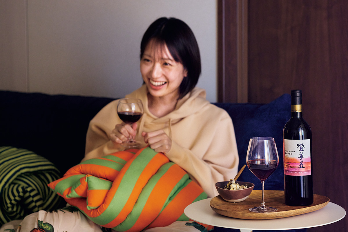 登美の丘 赤 時のかさね×羊羹のクリームチーズ和え