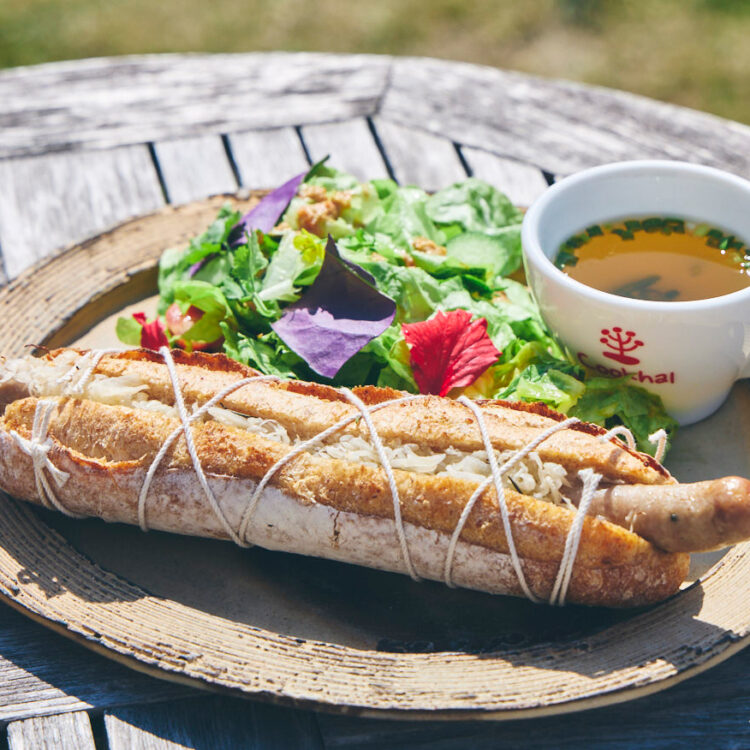 隠れ家名店カフェ