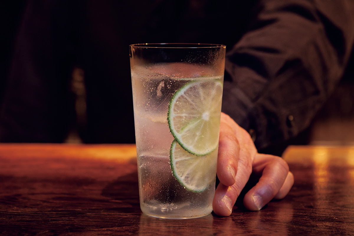 【東京】〈Bar 石の華〉のジントニック