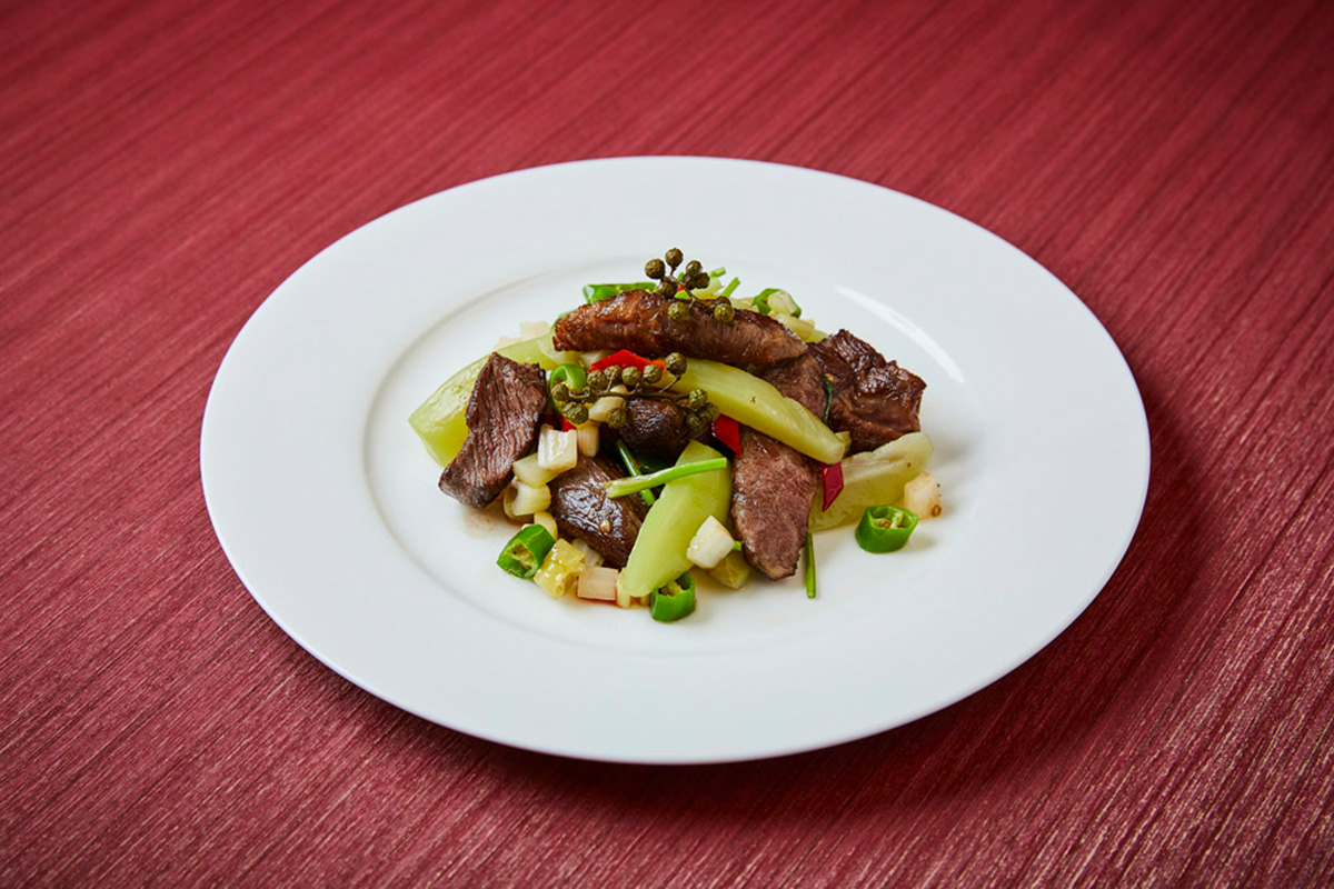 あの〈味坊〉による日本初の羊肉専門高級中華料理店がオープン。