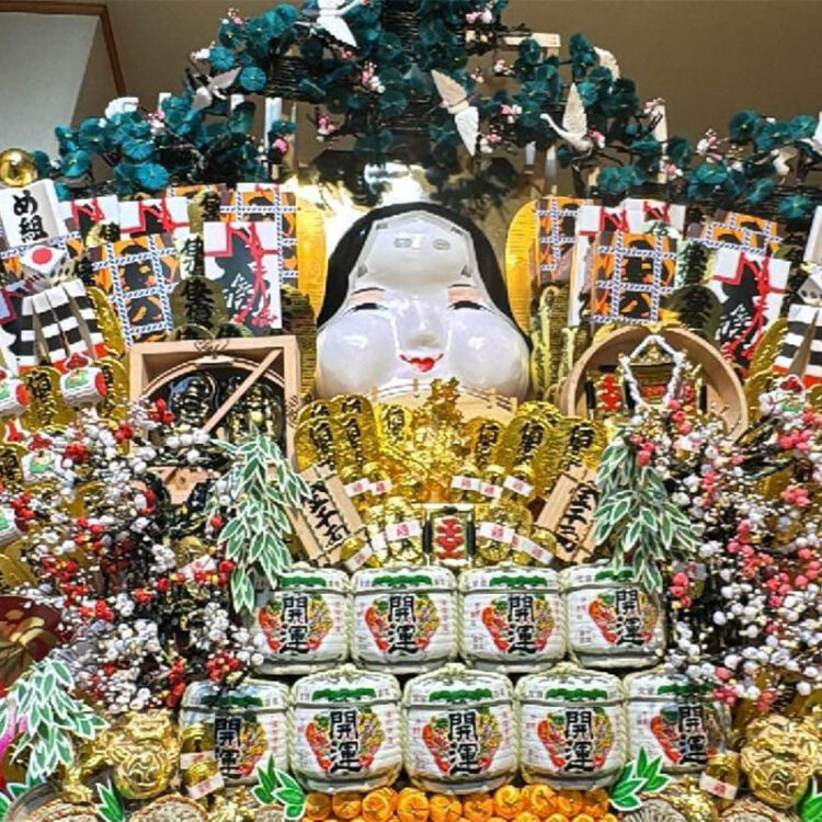 浅草・長國寺の大きな縁起熊手。