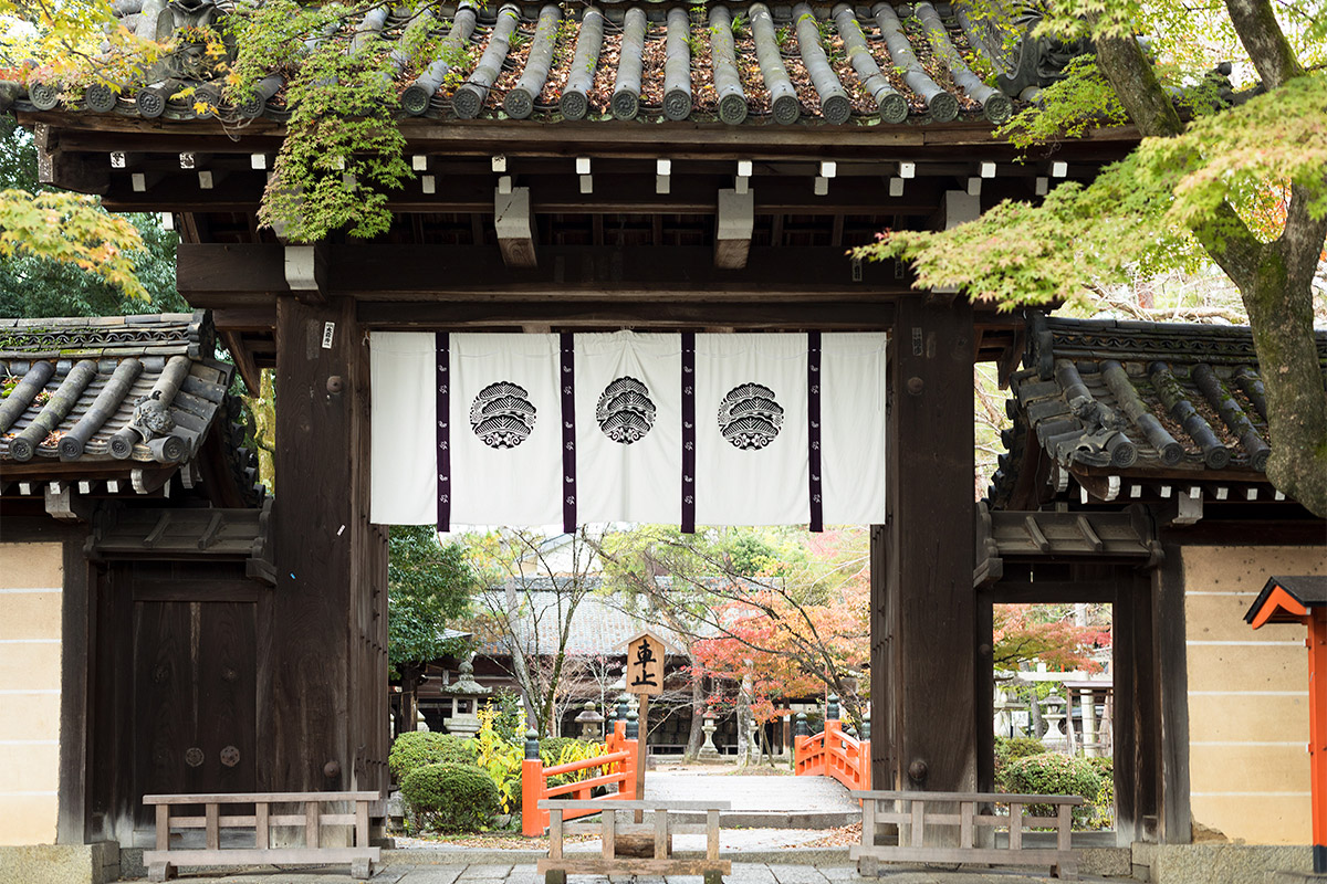 恋愛運アップ、縁結びのご利益がある寺社仏閣　今宮神社　京都