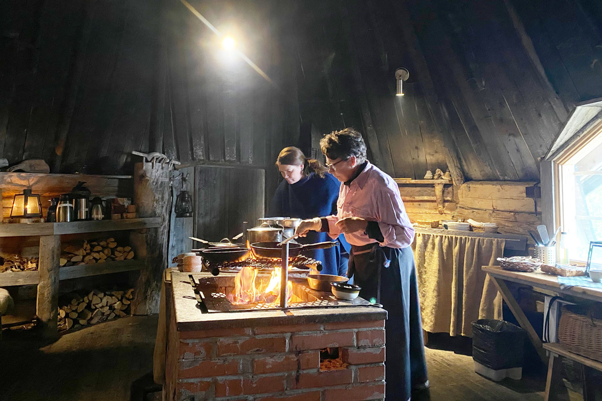 Isokenkäisten Klubi（イソケンカイステンクルビ）