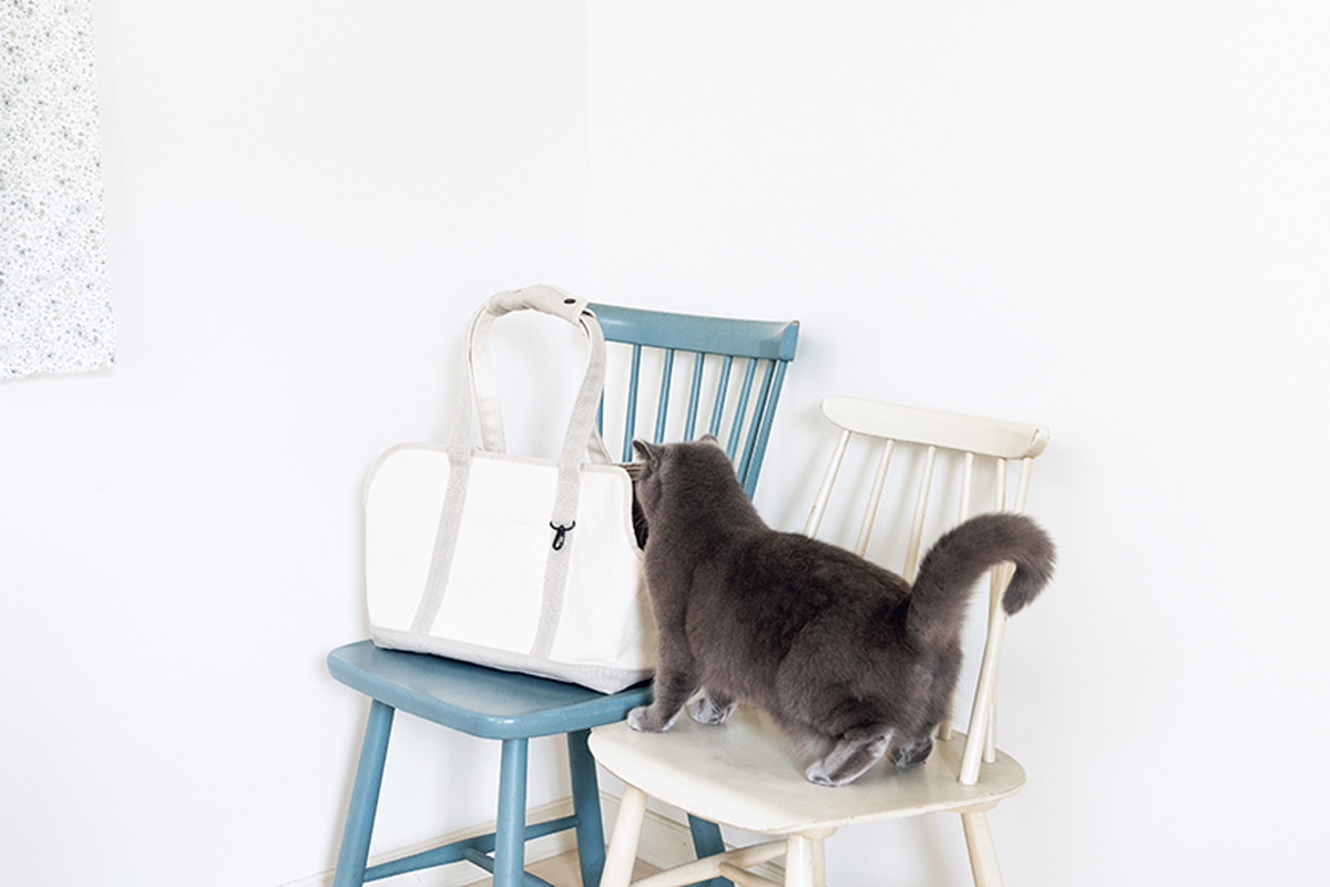 〈free stitch〉のスクエアトートリネン ツートン M おしゃれな猫グッズ