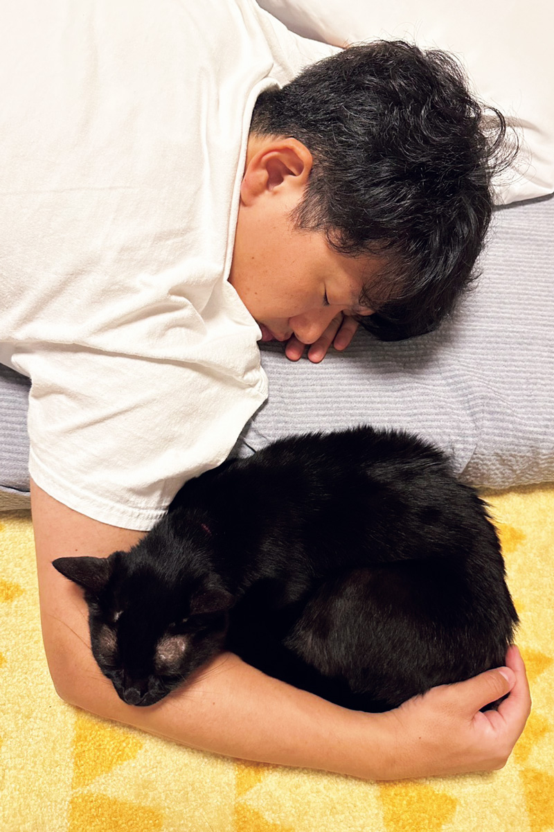 ミキの亜生　猫好き芸人