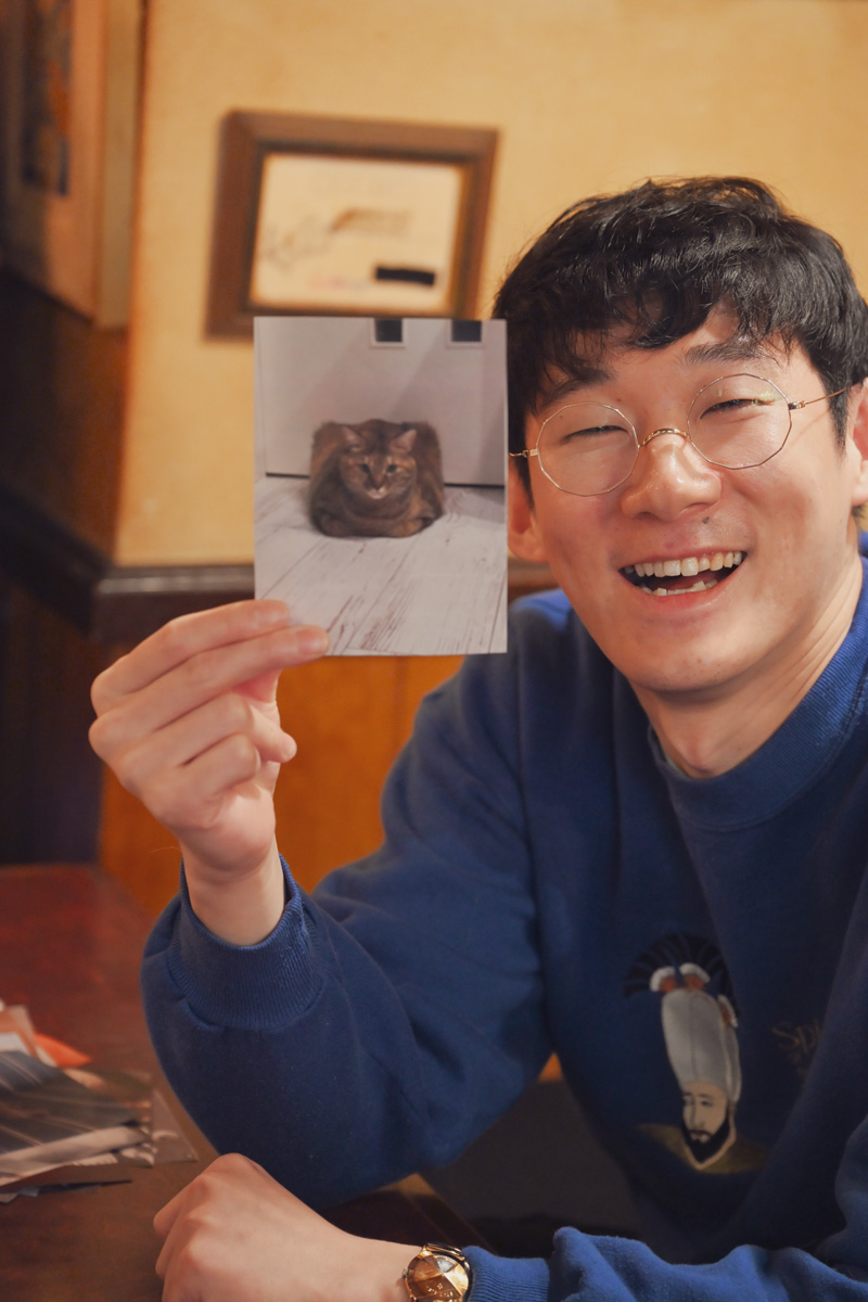 ロングコートダディの堂前　猫好き芸人