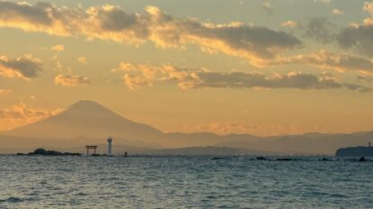 2026年の開運待ち受けに！パワーを感じる「午・水・陽の光」の風景8選。