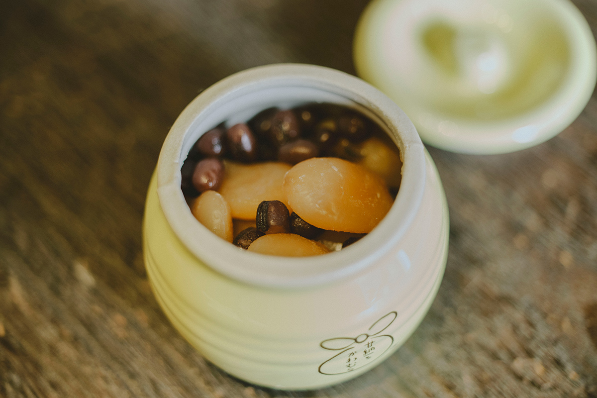 〈甘納豆かわむら〉の「豆壺」　金沢