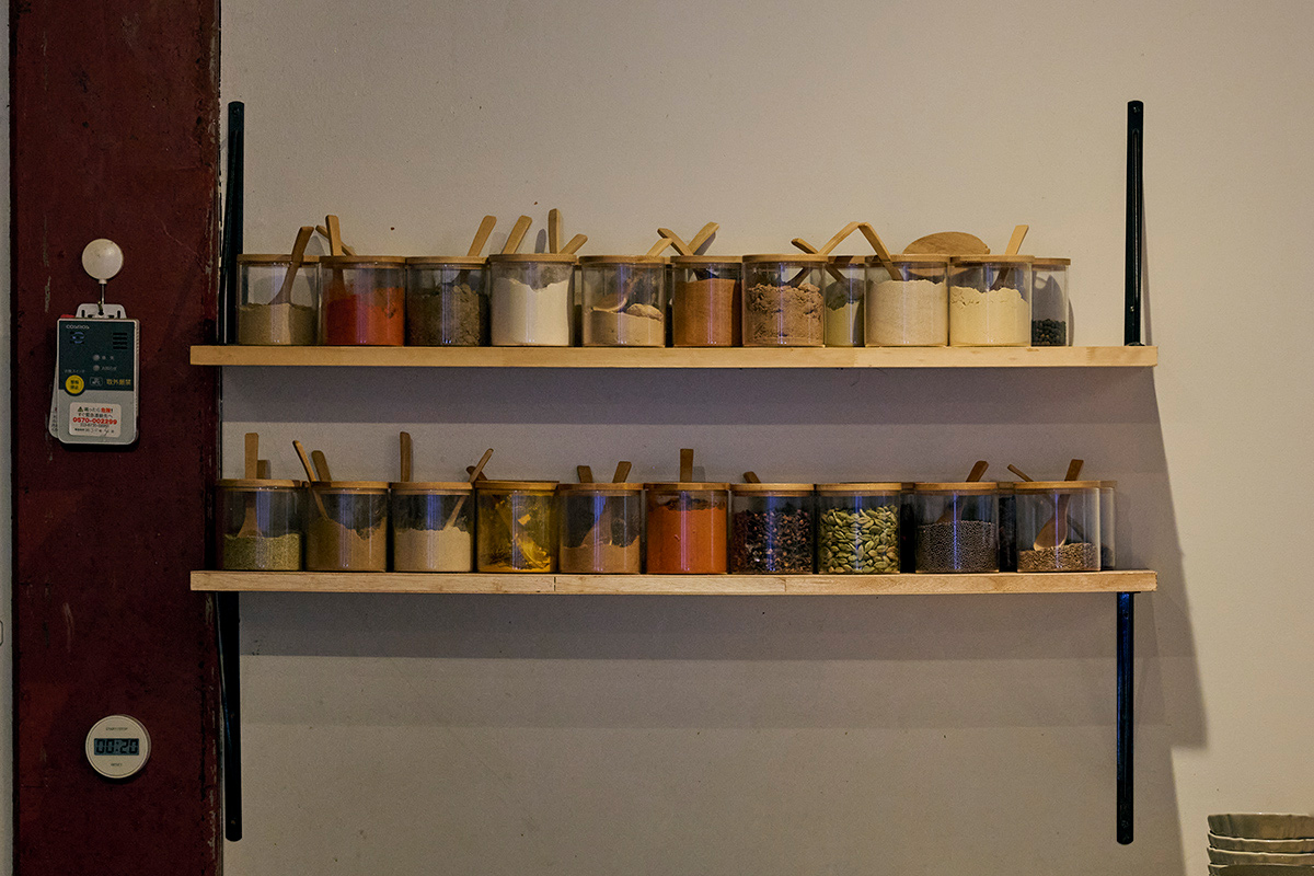 神楽坂　赤城神社近くの餐事　女性ひとり飲み