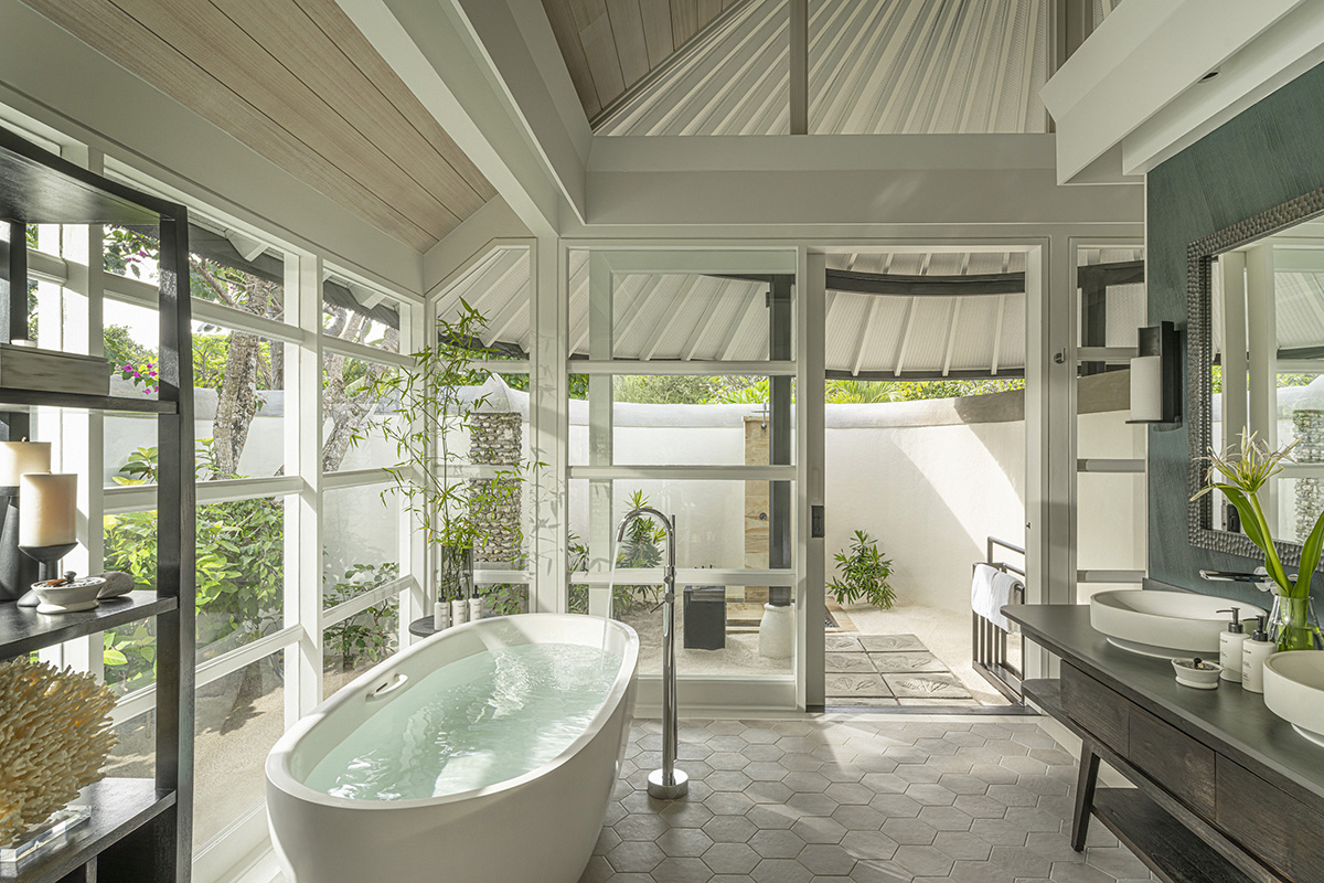 モルディブ　ホテル　フォーシーズンズ