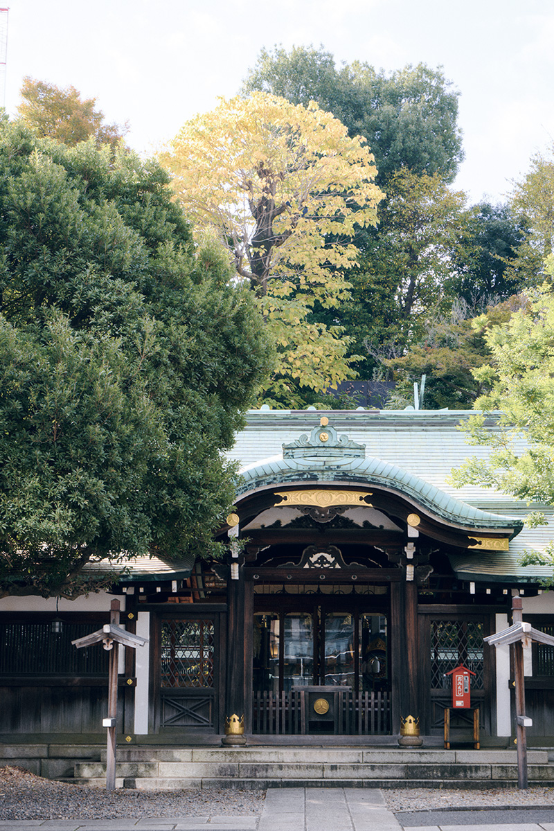【港区】港区最古の神社で、金運を祈る静謐な時間。〈白金氷川神社〉　お守り