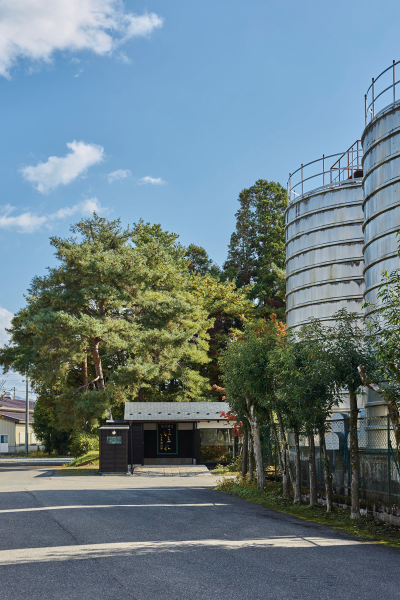 原生林を生かした美しい日本庭園も見事。喜多方から世界へ、県を代表する酒蔵。〈ほまれ酒造〉/喜多方 福島