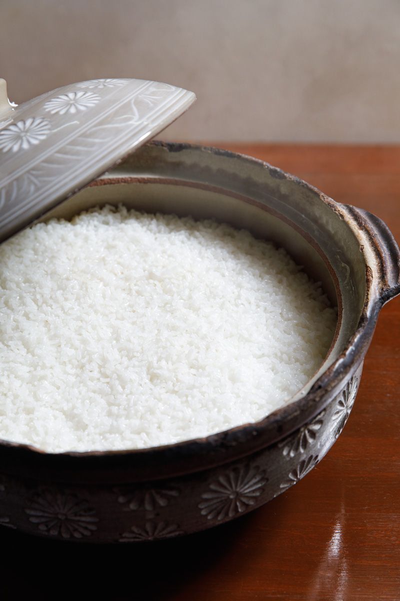 土鍋で炊き上げられるご飯をつまみやお酒とともに。〈旬なご飯 有頂天〉／会津若松　福島　お米が美味しいお店