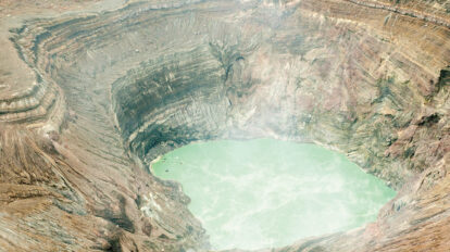 【運気上昇！】全国の開運絶景スポット｜忘れられない聖地、パワーを感じる「午・水・陽の光」の風景など23選