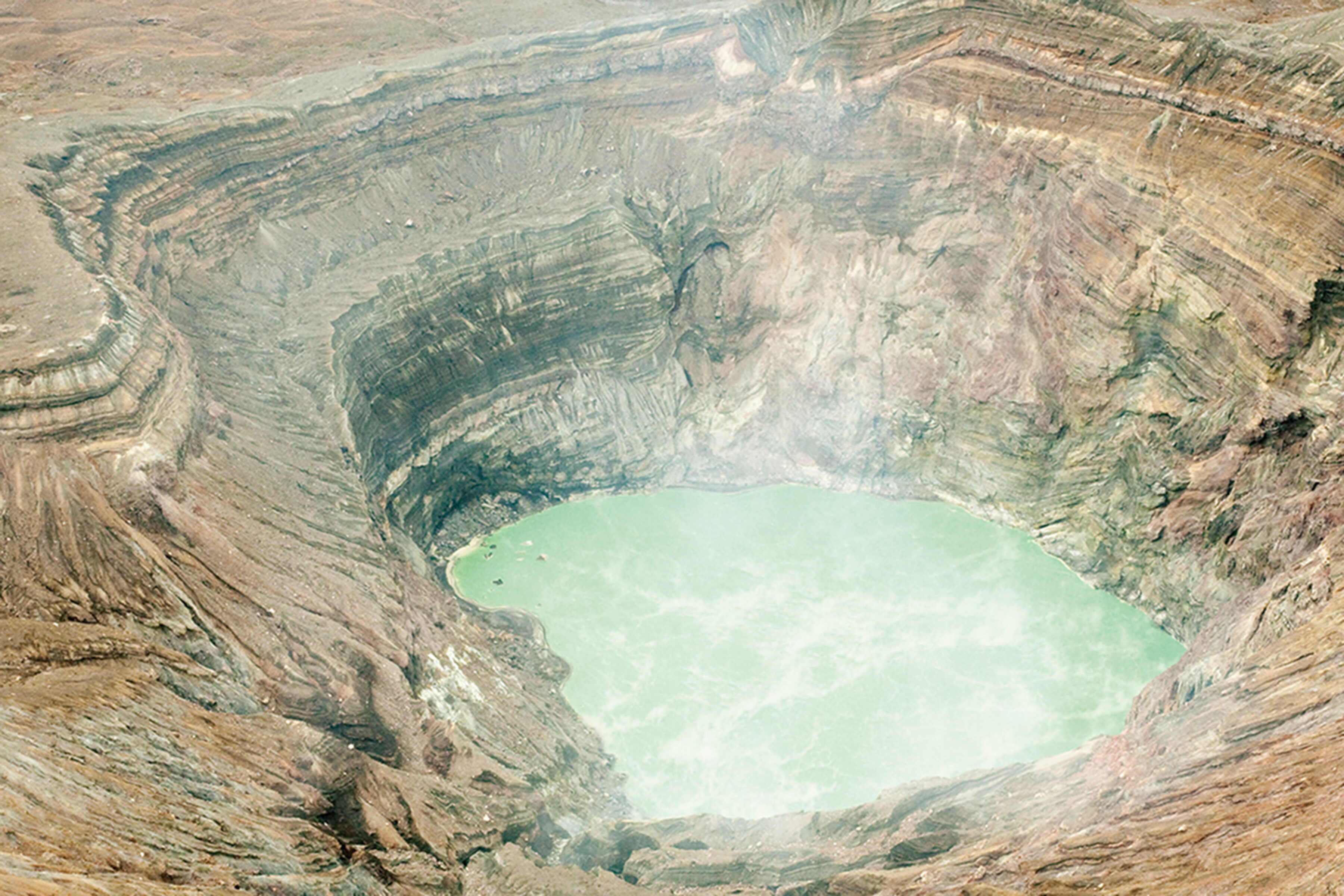 【運気上昇！】全国の開運絶景スポット｜忘れられない聖地、パワーを感じる「午・水・陽の光」の風景など23選