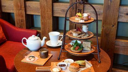 【箱根】“開運アフタヌーンティー”って？ 食べて気分も運気も上向く、〈ハイアット リージェンシー 箱根 リゾート＆スパ〉での体験。