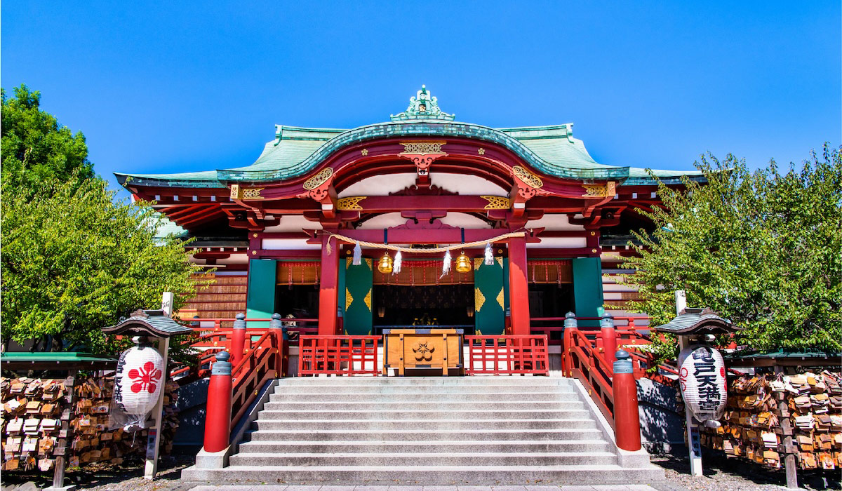 広重も描いた江戸の名所、【亀戸天神社】のかわいい鷽鳥（うそどり）