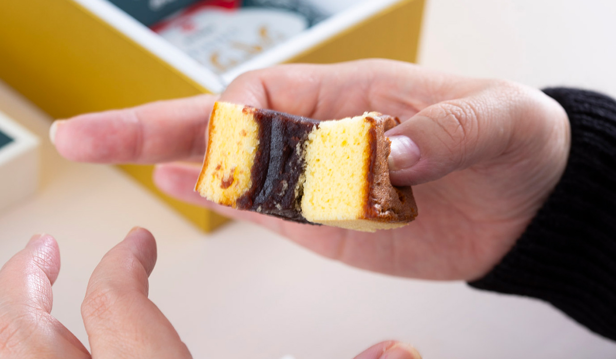 ぼる塾田辺さんおすすめ〈村岡総本舗〉の「シベリア」