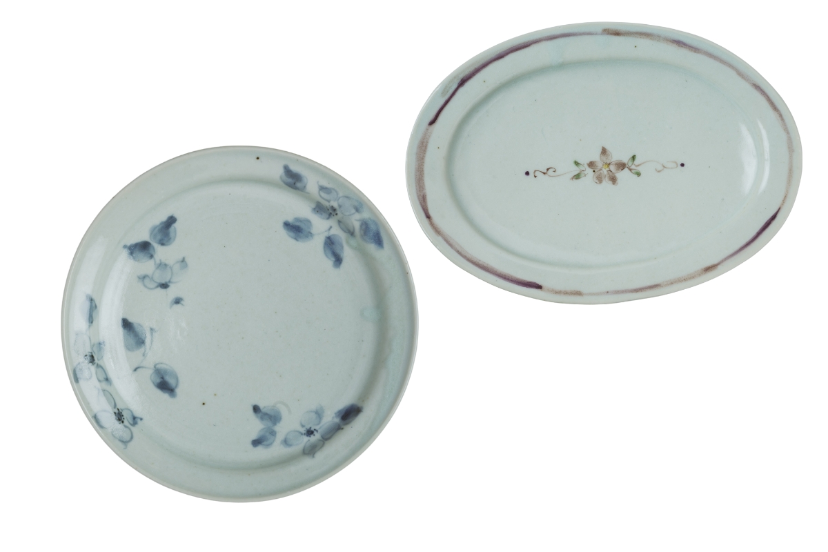 骨董も作家ものも今の暮らしに、旧花街に立つギャラリーショップ。〈ひつじぐさ〉