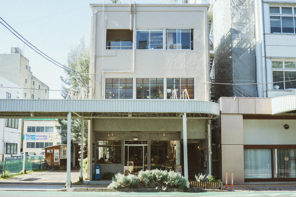 ニューヤブウチビル