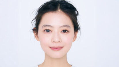 「眉、キレイだね」はNG！ 今目指したい「忘れ眉」の作り方。