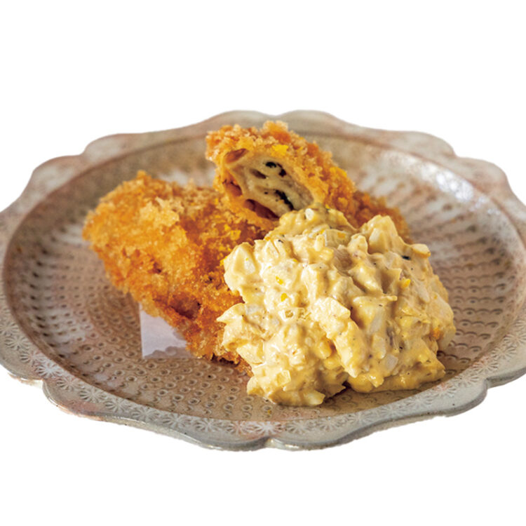 この日の牽制皿には大船渡産カキフライタルタルソースのせが登場。