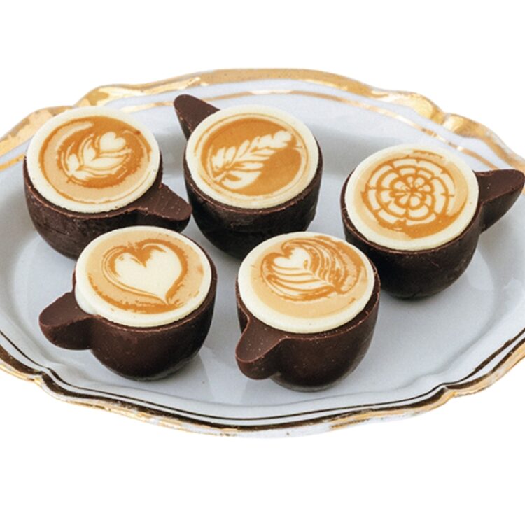 5粒入り。3,240円。https://cluizel.jp/