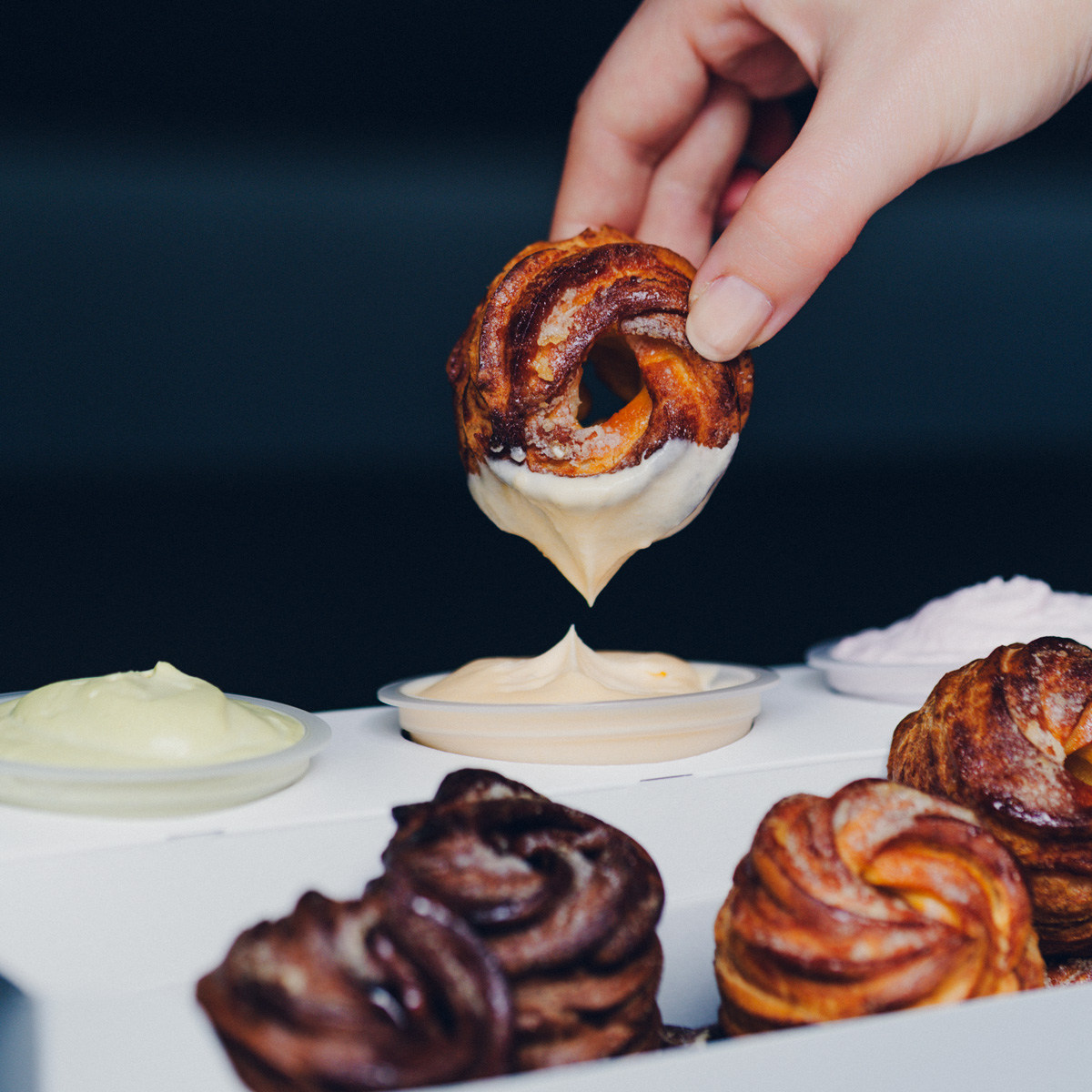 ヒットメーカーが生み出した次世代スイーツ。【渋谷】〈Cream or Cruller〉　フレンチクルーラー