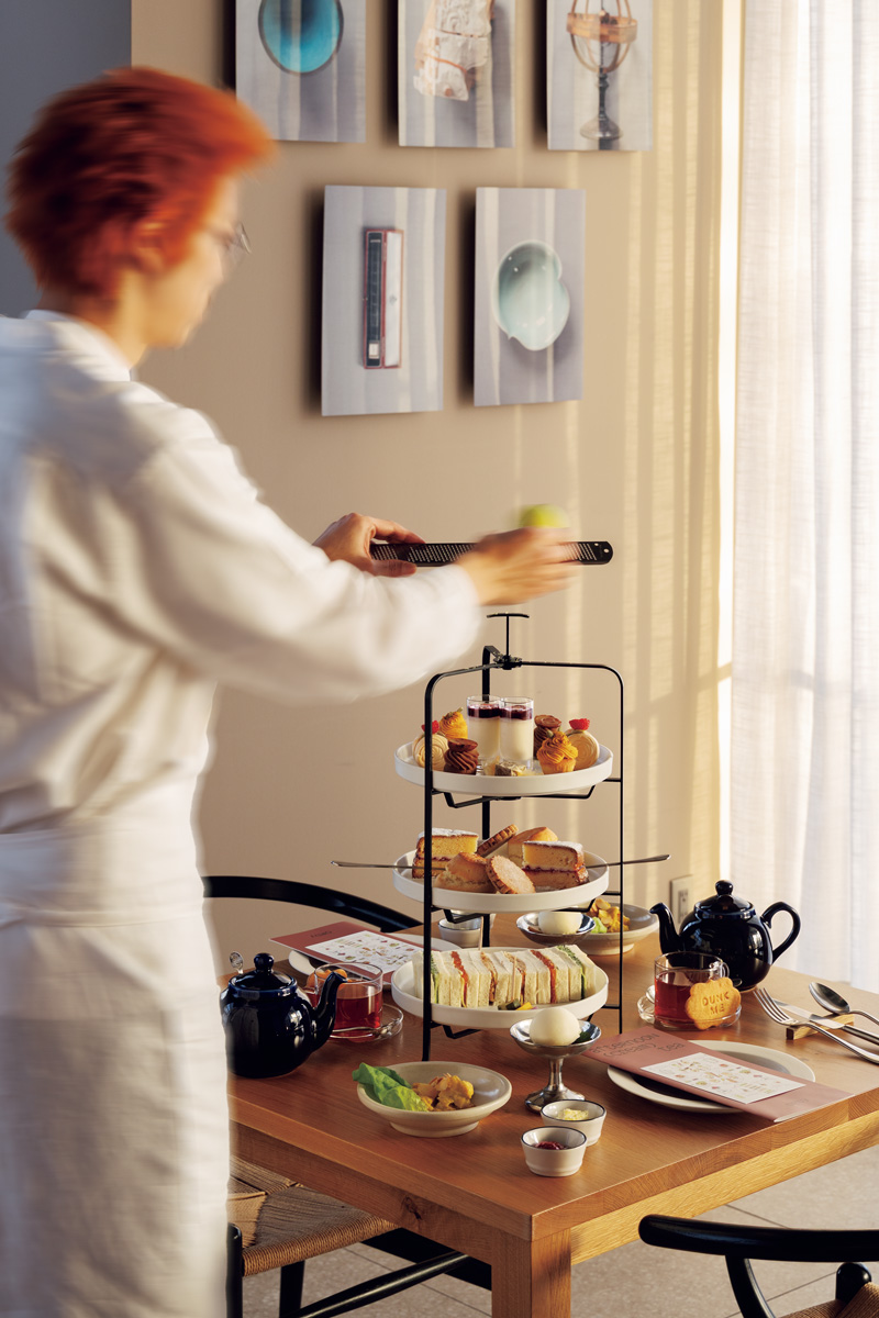 素朴さと愛らしさに満ちた英国発クリームティーの世界。【麻布台】〈Orby Restaurant〉のアフタヌーンティー イギリスの伝統菓子