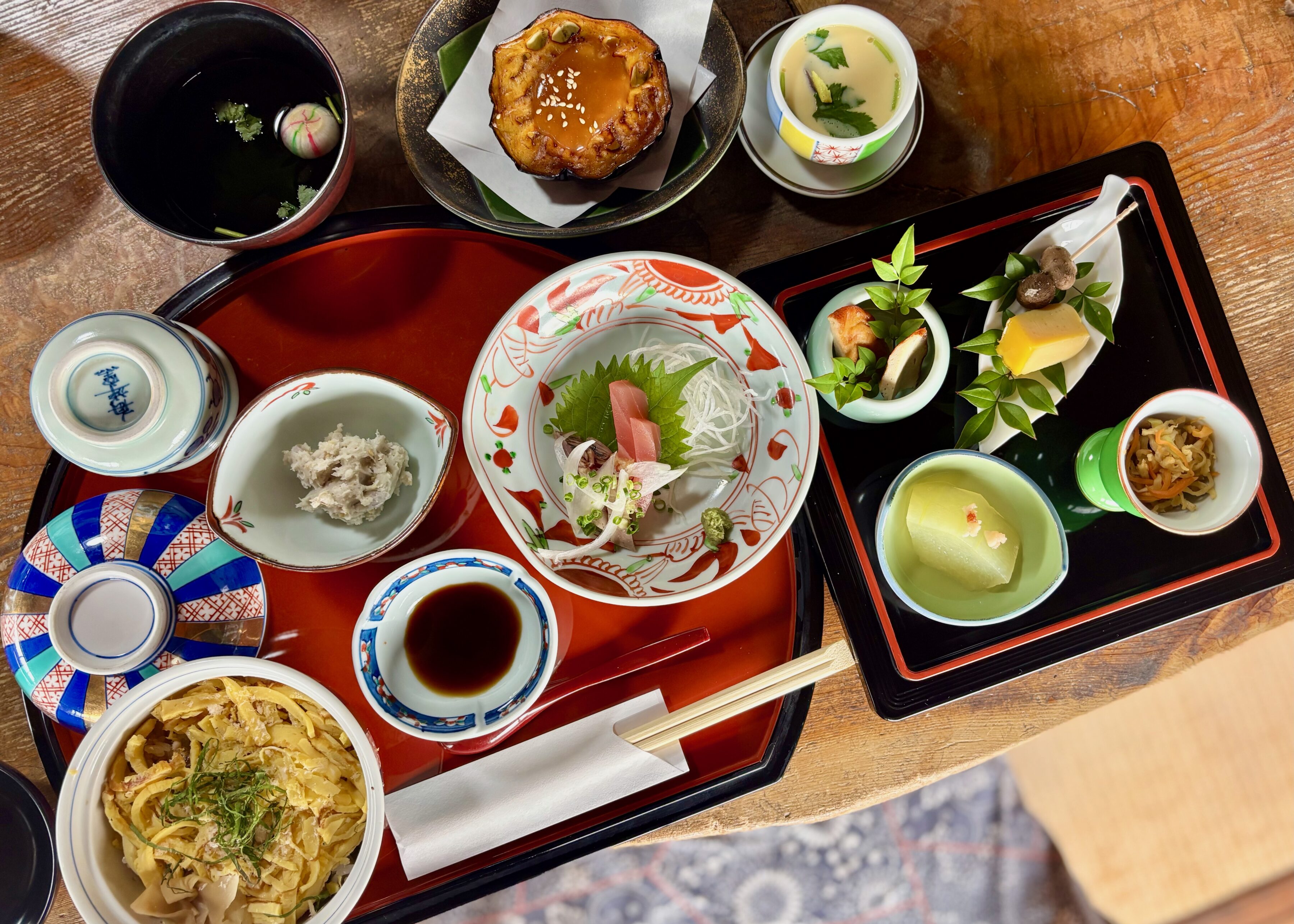 飫肥（おび）の城下町で歴史と食に浸る。〈服部亭〉　食事